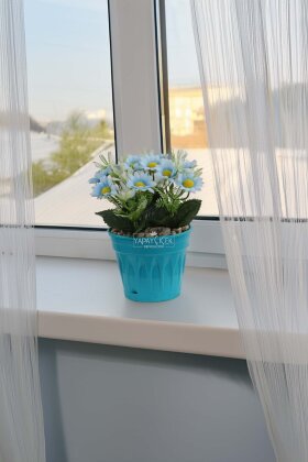 Mavi Saksıda Yapay Papatya Çiçeği Mavi 20 cm - Yapay Çiçek Deposu